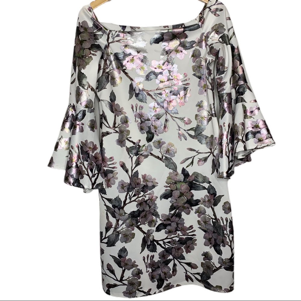 Olivia Matthews‎ Floral Lantern Sleeve Dress